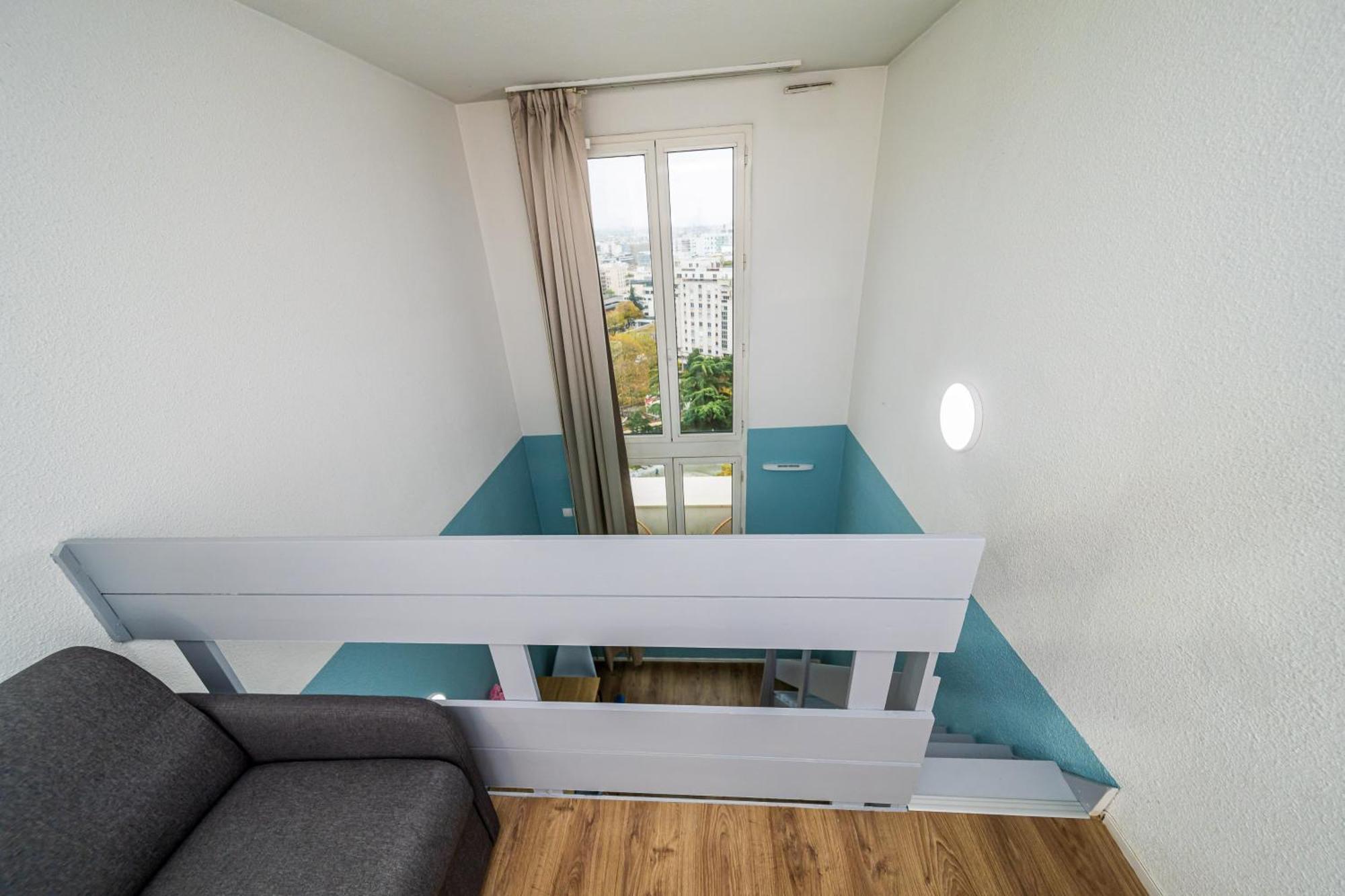 Apartment Serenity Aparthotel, La Defense - Eiffel Tower View - 5 Min Walk To Subway